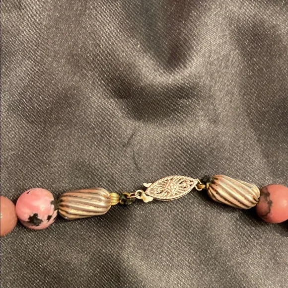 Vintage Sterling Silver Heart Pendant and Pink Stone Necklace - Picture 6 of 16